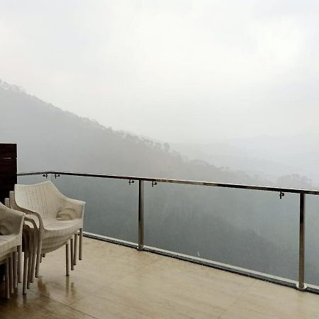 Pine Peak Villa Kasauli Kültér fotó