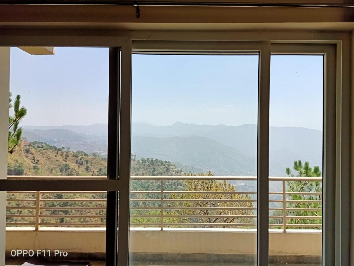 Pine Peak Villa Kasauli Kültér fotó