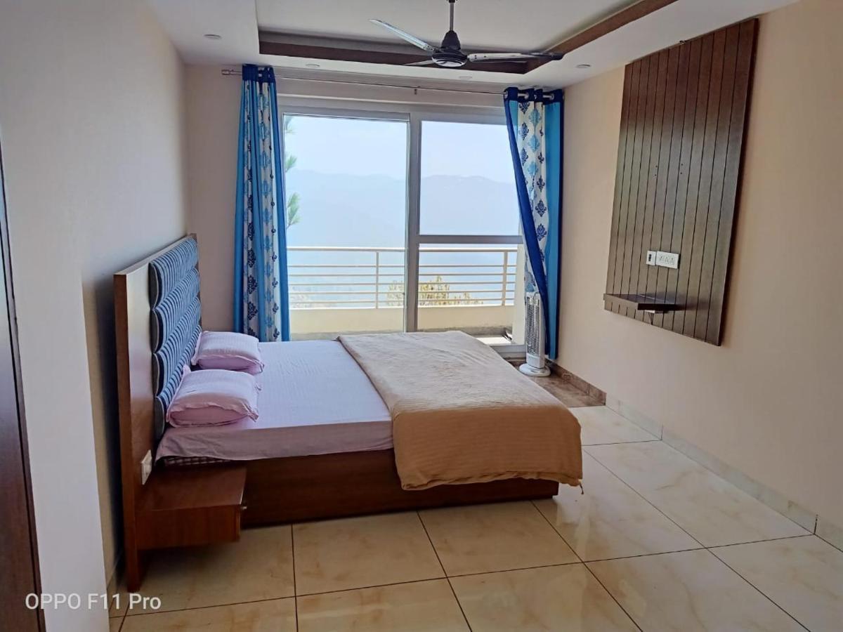 Pine Peak Villa Kasauli Kültér fotó